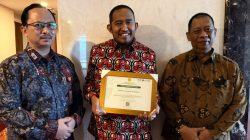 Kepemimpinan Bupati Fauzi Bawa Sumenep Raih Penghargaan UPLAND dari Kementan